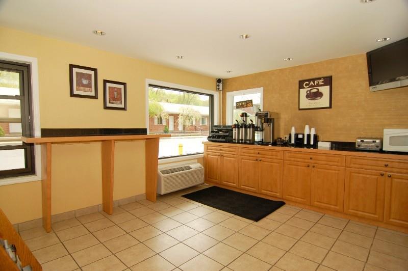 Ardsley Acres Hotel Court Interno foto
